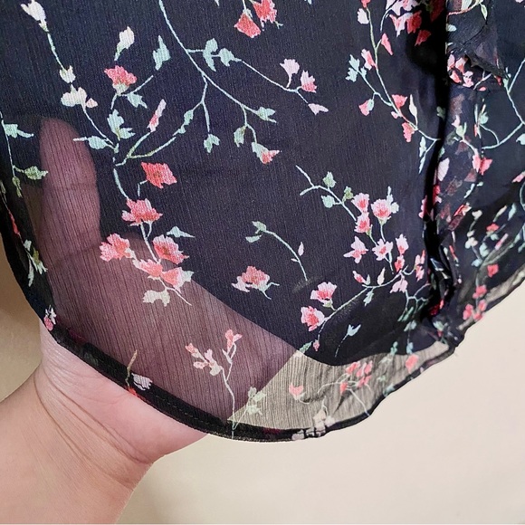 NWT Ralph Lauren SP19 Black Ruffle Floral Blouse MSRP $115 - Picture 4 of 7